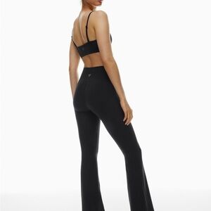 TNA Action Flare Leggings size Sm